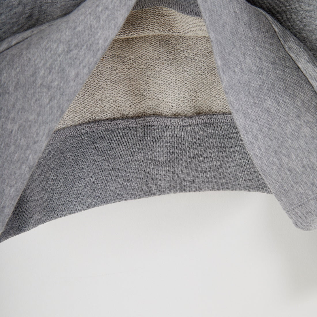 A.P.C. [アー・ペー・セー] VPCロゴ スウェットシャツ [STANDARD-GRAND-VPC] 92 GRIS