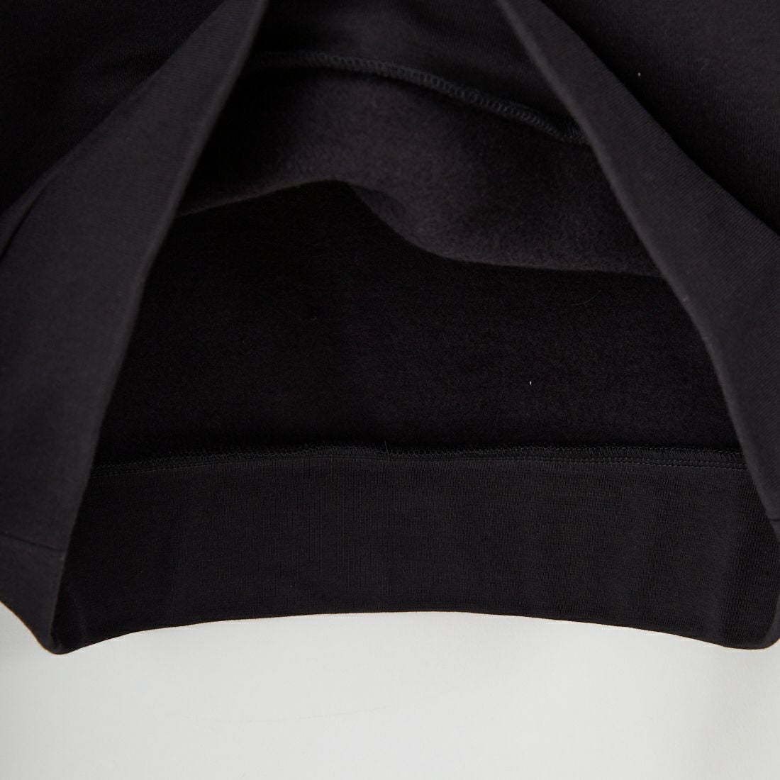 A.P.C. [アー・ペー・セー] APCロゴ刺繍 スウェットシャツ [STANDARD-RUE-MADAME] 99 NOIR