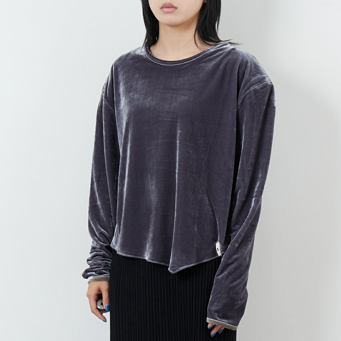 null. [ヌル] ベロアドロップショルダートップス [153WCT254014]