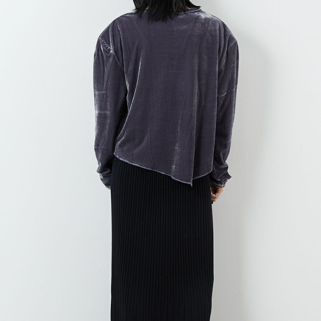 null. [ヌル] ベロアドロップショルダートップス [153WCT254014] CGRY &&モデル身長：167cm 着用サイズ：F&&