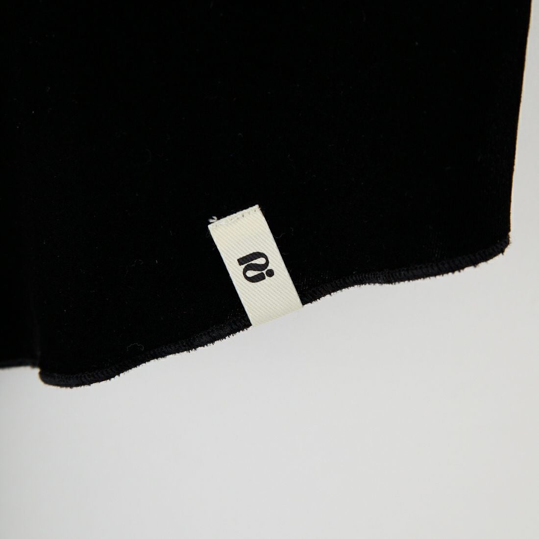 null. [ヌル] ベロアドロップショルダートップス [153WCT254014] BLK