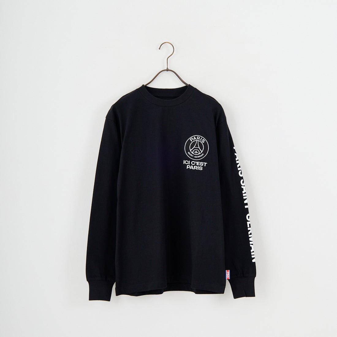 PARIS SAINT-GERMAN [パリ・サンジェルマン] PSG スエードエンブレムスリーブロゴTシャツ [PS0325FW0003] BLACK