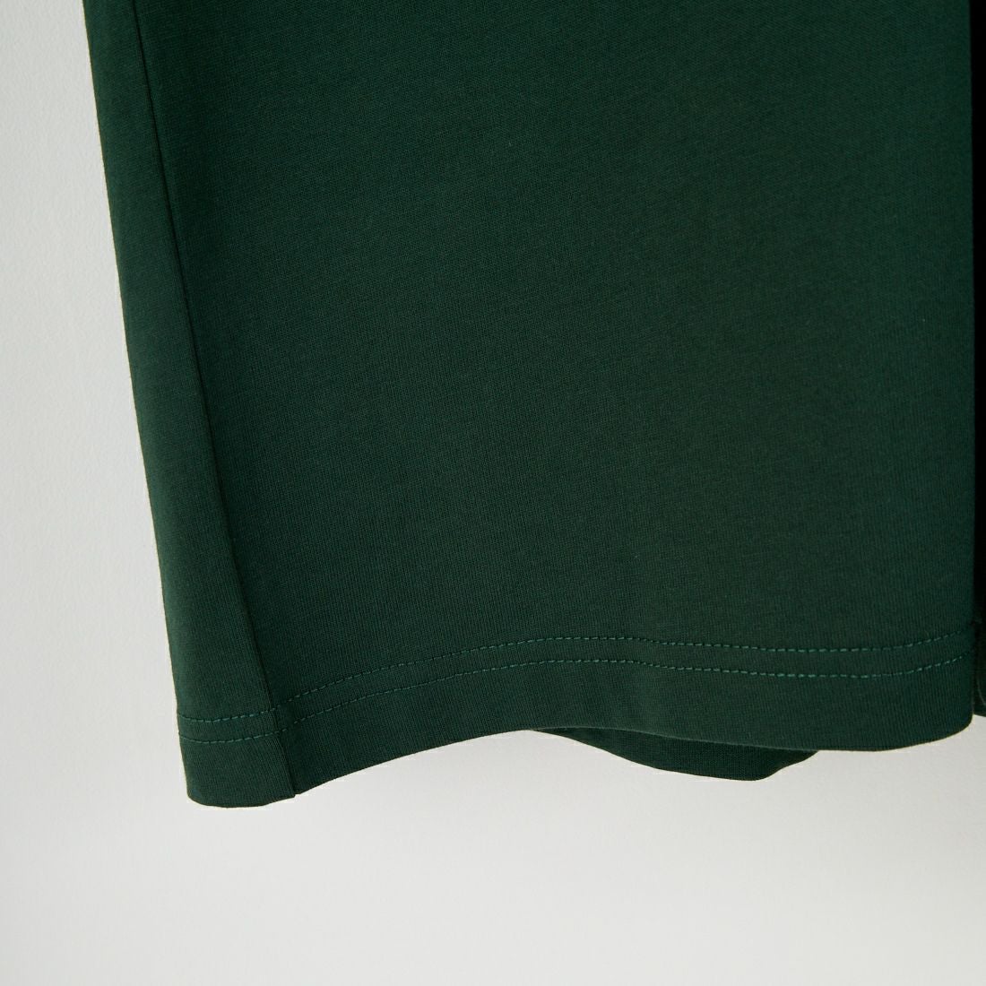 PARIS SAINT-GERMAN [パリ・サンジェルマン] PSG スエードエンブレムスリーブロゴTシャツ [PS0325FW0003] DK GREEN