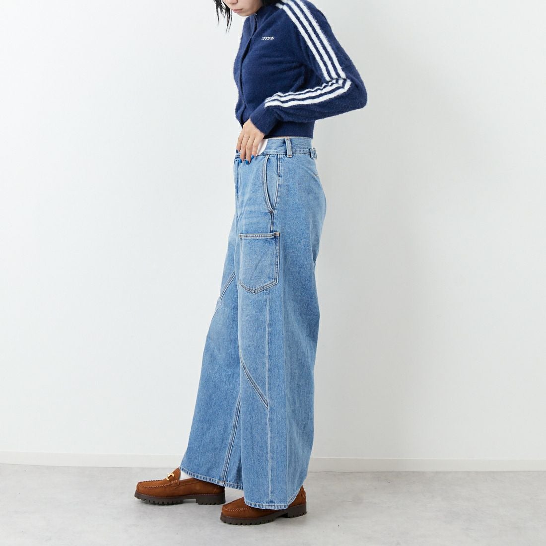 null. [ヌル] フロントバックデニムパンツ [153WFP254010] BLU &&モデル身長：167cm 着用サイズ：36&&