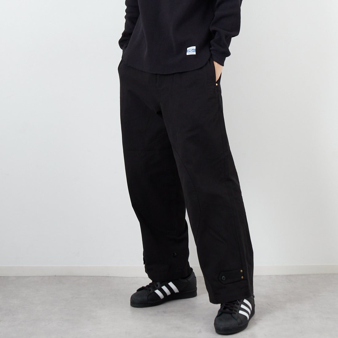 BLACK&&モデル身長：179cm 着用サイズ：L&&