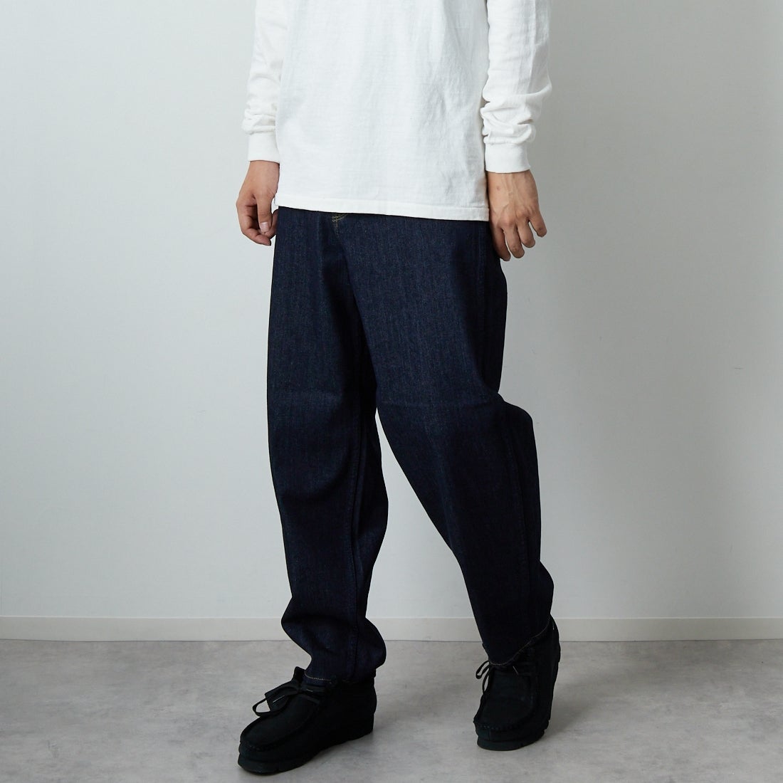 YANUK [ヤヌーク] PREMIUM2 ルーズテーパード BARNY/バーニー [57253060] POW &&モデル身長：179cm 着用サイズ：29&&