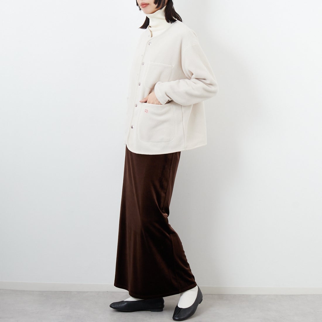 Vincent et Mireille [ヴァンソン エ ミレイユ] フリースカーディガン [VM252FL00220] 03 OFF WHT &&モデル身長：162cm 着用サイズ：36&&