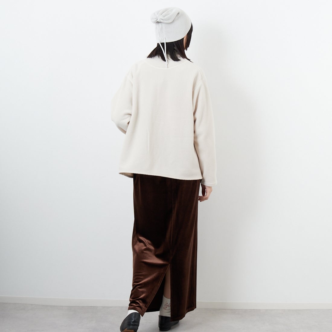 Vincent et Mireille [ヴァンソン エ ミレイユ] フリースカーディガン [VM252FL00220] 03 OFF WHT &&モデル身長：162cm 着用サイズ：36&&