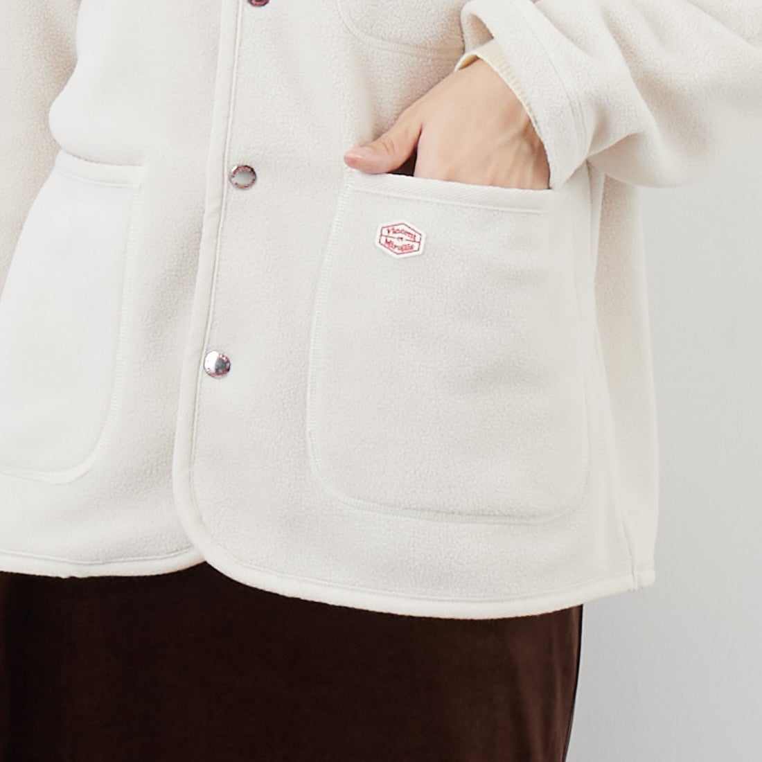 Vincent et Mireille [ヴァンソン エ ミレイユ] フリースカーディガン [VM252FL00220] 03 OFF WHT &&モデル身長：162cm 着用サイズ：36&&