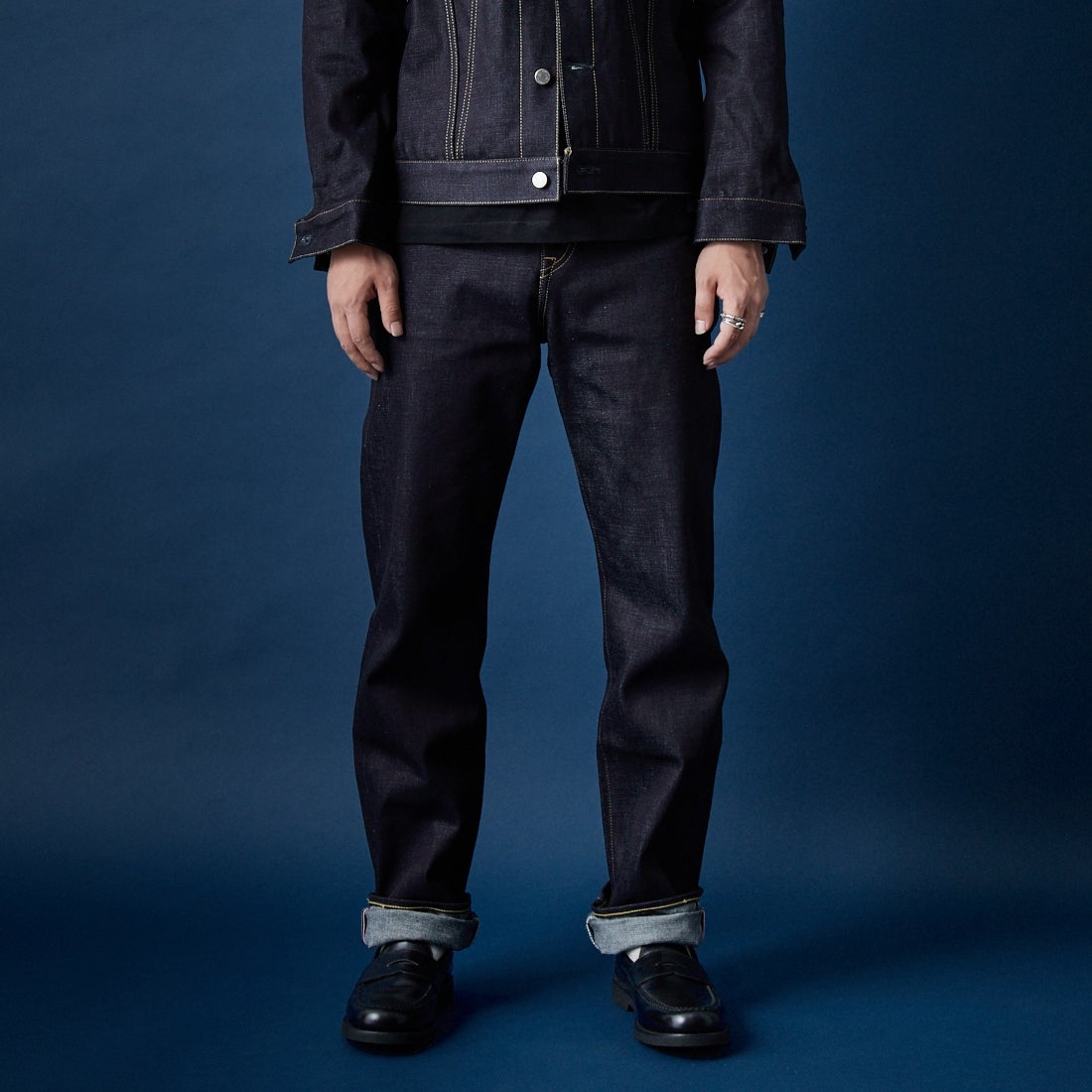 MOMOTARO JEANS [モモタロウ ジーンズ] スタンダード ストレート 14.7oz ジップフライ [MMJZ0100] INDIGO &&モデル身長：179cm 着用サイズ：28&&