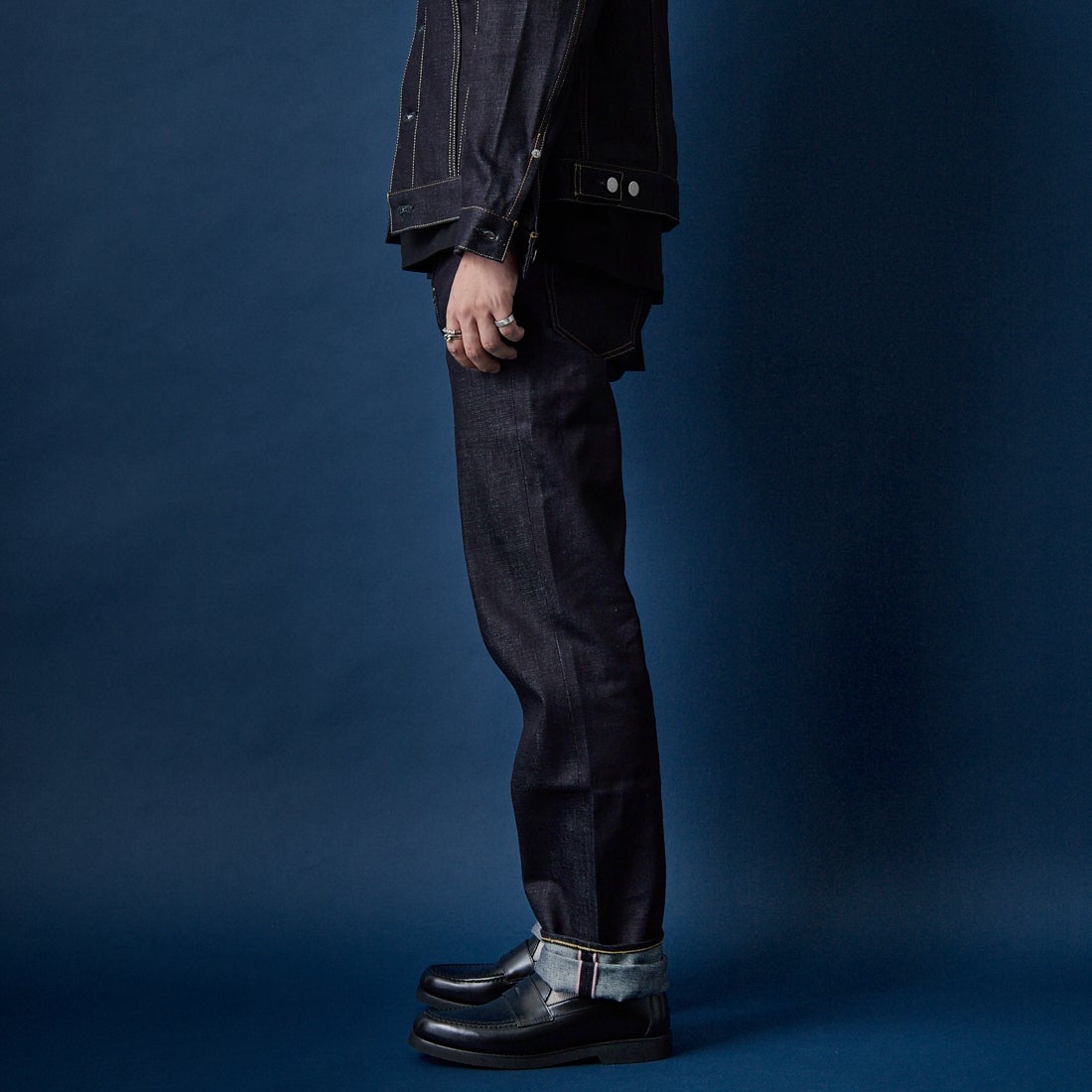 MOMOTARO JEANS [モモタロウ ジーンズ] スタンダード ストレート 14.7oz ジップフライ [MMJZ0100] INDIGO &&モデル身長：179cm 着用サイズ：28&&