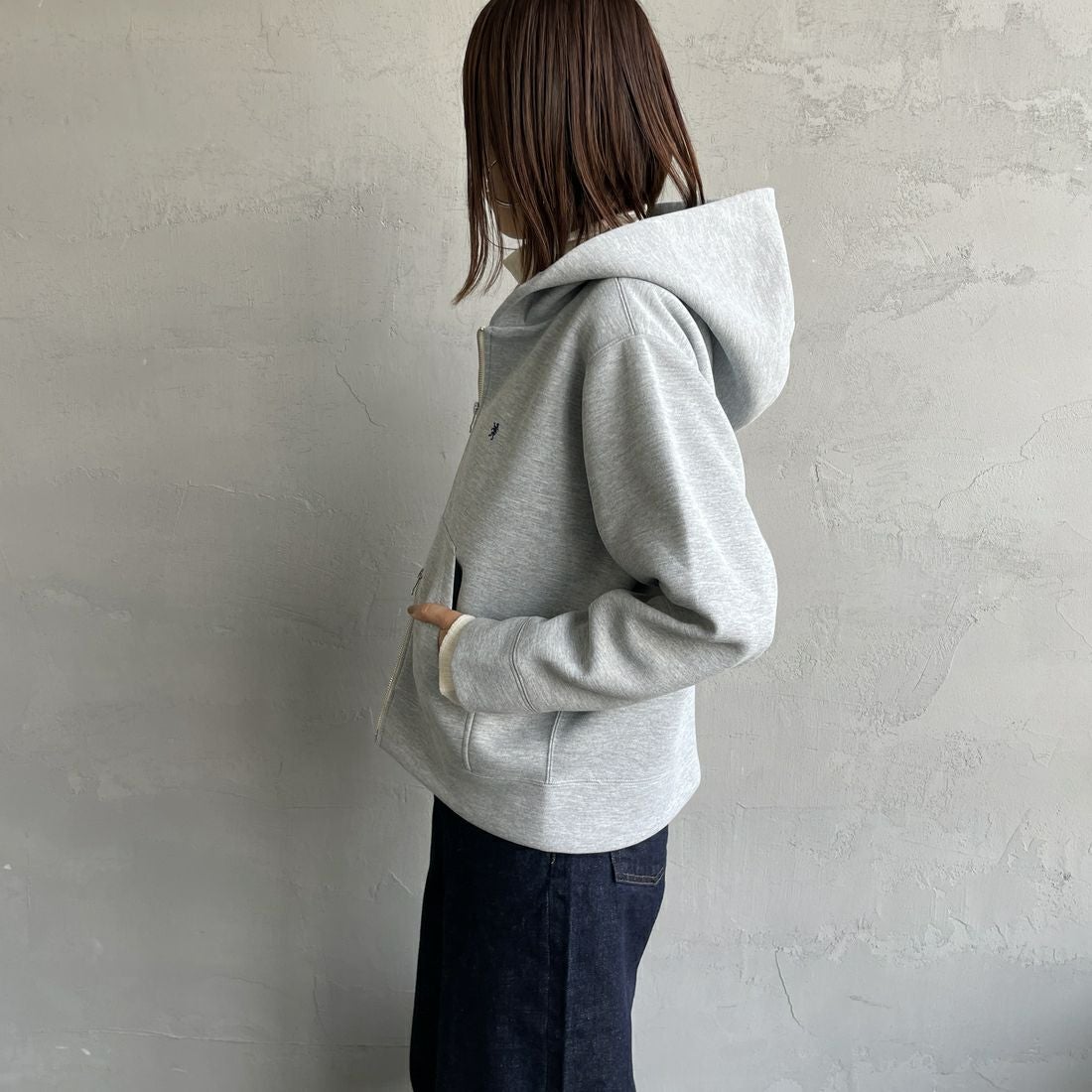 Gymphlex [ジムフレックス] ジップフーデッドジャケット [GY-C0478DDN] TOP GREY &&モデル身長：160cm 着用サイズ：XS&&