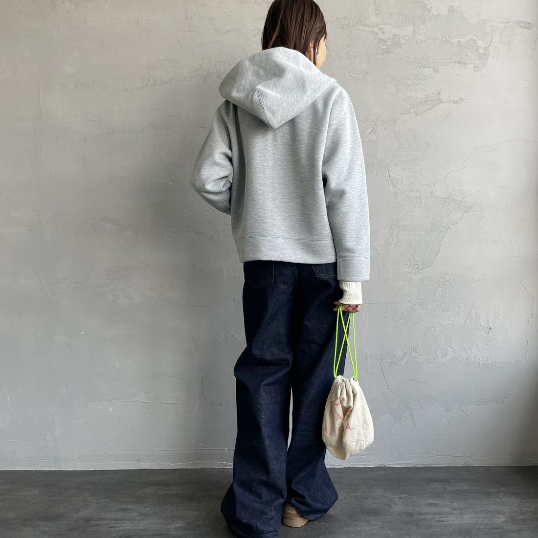 Gymphlex [ジムフレックス] ジップフーデッドジャケット [GY-C0478DDN] TOP GREY &&モデル身長：160cm 着用サイズ：XS&&
