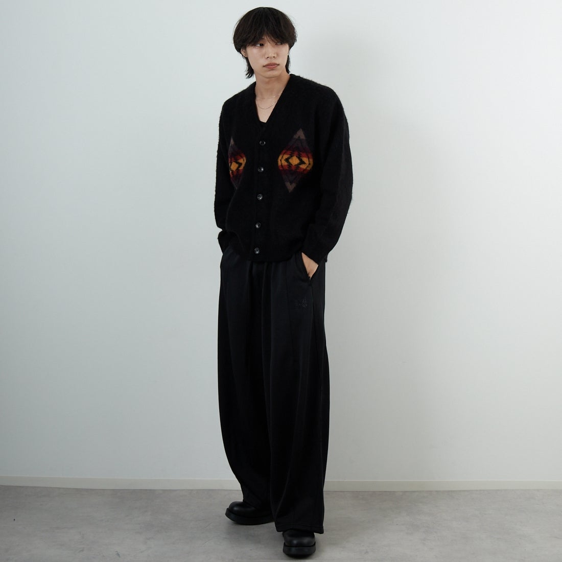 PENDLETON [ペンドルトン] シャギーカーディガン [5575-2005] 49 BLACK H &&モデル身長：179cm 着用サイズ：M&&