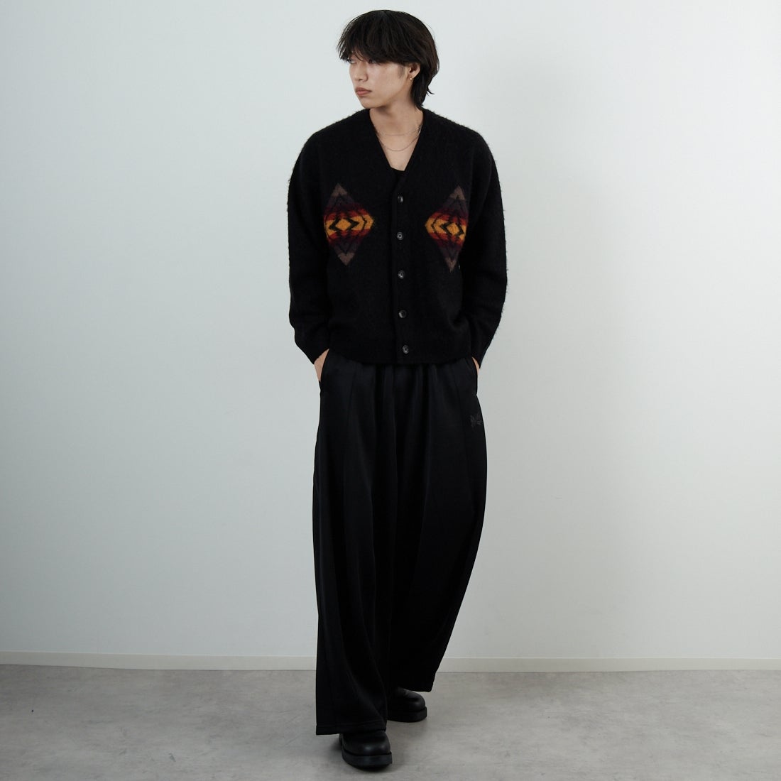 PENDLETON [ペンドルトン] シャギーカーディガン [5575-2005] 49 BLACK H &&モデル身長：179cm 着用サイズ：M&&