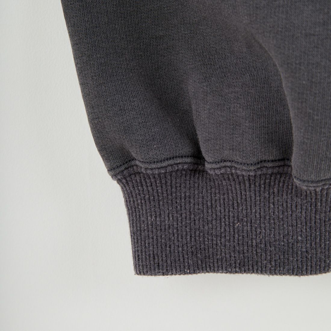 SEDAN ALL-PURPOSE [セダン オールパーパス] スプリットラグランスリーブ スウェットシャツ [SD25F-CT05] CHARCOAL