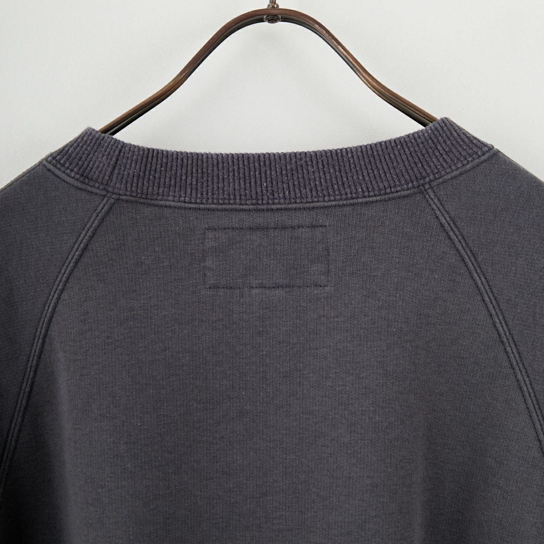 SEDAN ALL-PURPOSE [セダン オールパーパス] スプリットラグランスリーブ スウェットシャツ [SD25F-CT05] CHARCOAL