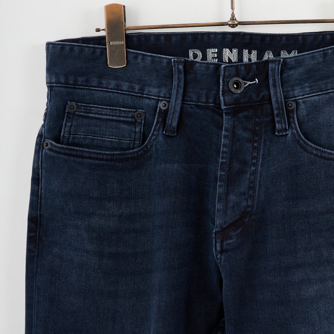 DENHAM [デンハム] スリムフィットジーンズ RAZOR [RAZOR-DDI-CS] DARK BLUE