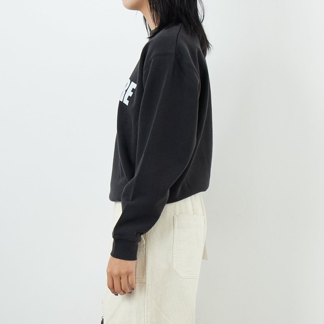 WORN FREE [ウォーン フリー] ジョン・レノン スウェット YOU ARE HERE [WFR-VTG-200003] 09 BLACK &&モデル身長：167cm 着用サイズ：S&&
