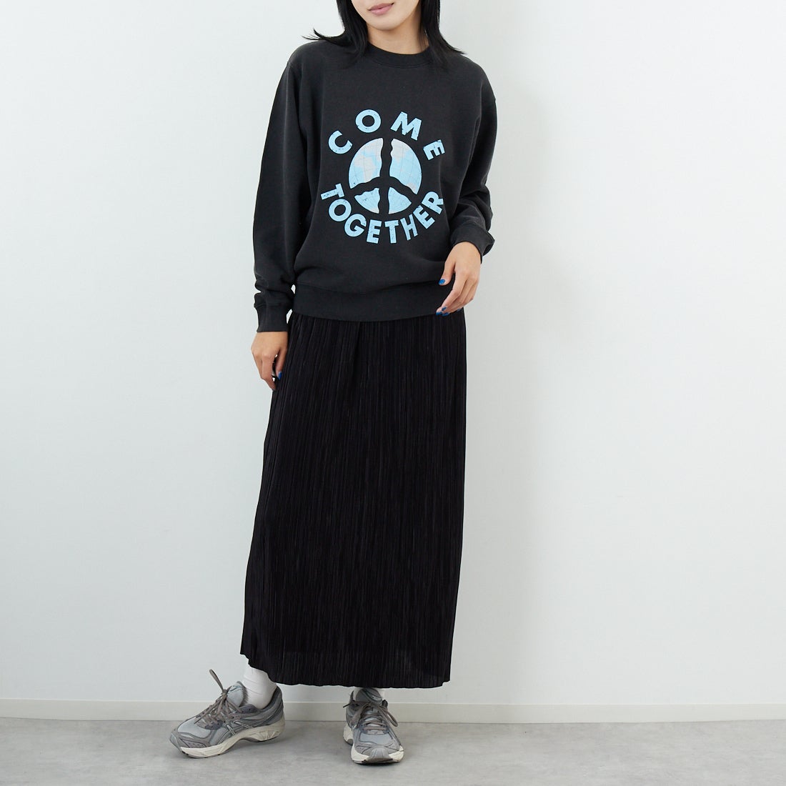 WORN FREE [ウォーン フリー] ジョン・レノン スウェット COME TOGETHER [WFR-VTG-200012] 09 BLACK &&モデル身長：167cm 着用サイズ：S&&