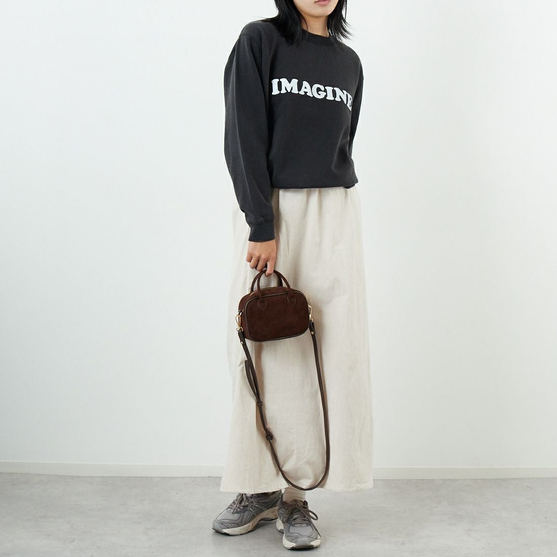 WORN FREE [ウォーン フリー] ヨーコ・オノ スウェット IMAGINE [WFR-VTG-200010] 09 BLACK &&モデル身長：167cm 着用サイズ：S&&