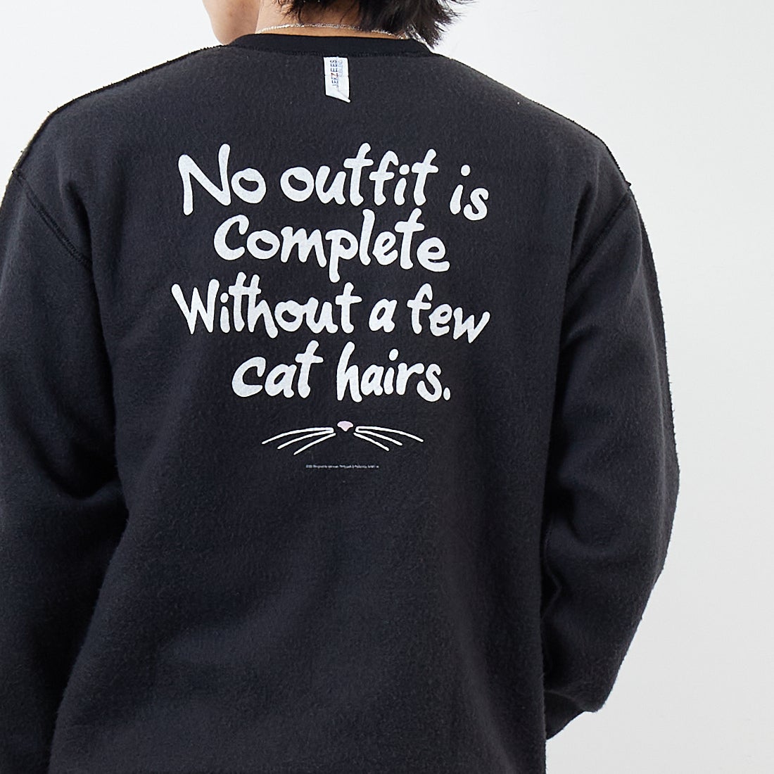 JERZEES [ジャージーズ] キャットヘア アザーサイドクルーネックスウェット [JZ25F013] BLACK &&モデル身長：179cm 着用サイズ：M&&