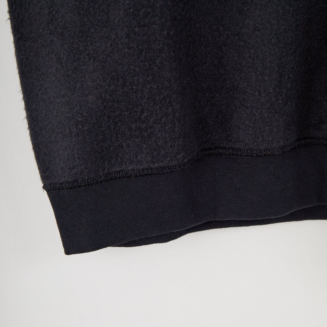 JERZEES [ジャージーズ] キャットヘア アザーサイドクルーネックスウェット [JZ25F013] BLACK
