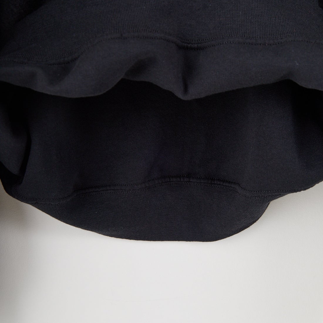JERZEES [ジャージーズ] キャットヘア アザーサイドクルーネックスウェット [JZ25F013] BLACK