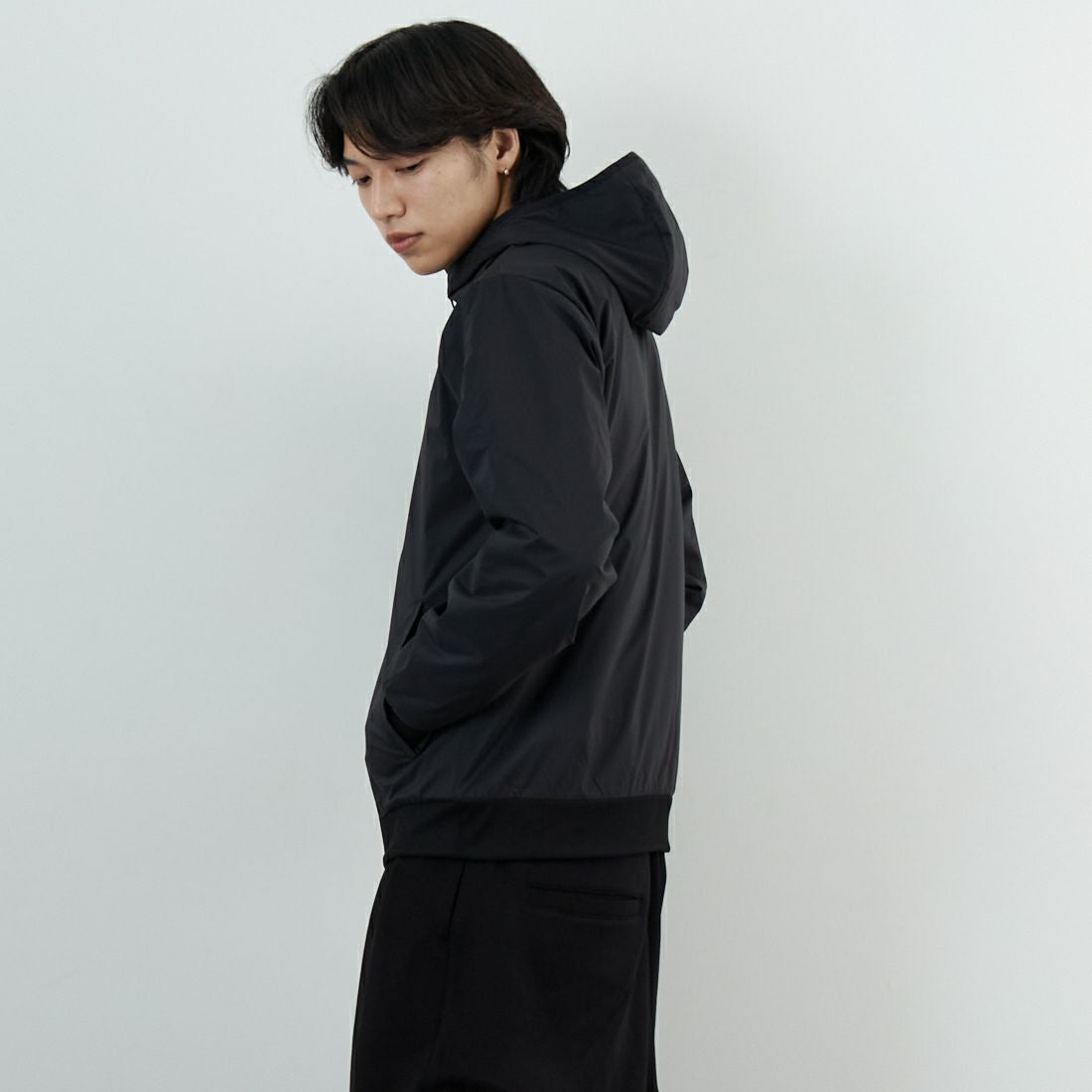 THE NORTH FACE [ザ ノースフェイス] リバーシブルテックエアーフーディ [NT62580] K &&モデル身長：179cm 着用サイズ：M&&
