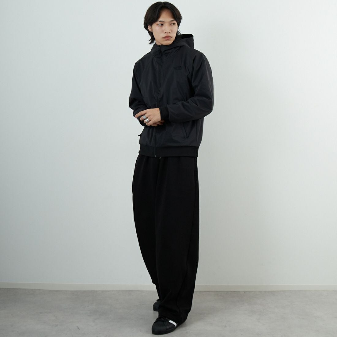 THE NORTH FACE [ザ ノースフェイス] リバーシブルテックエアーフーディ [NT62580] K &&モデル身長：179cm 着用サイズ：M&&