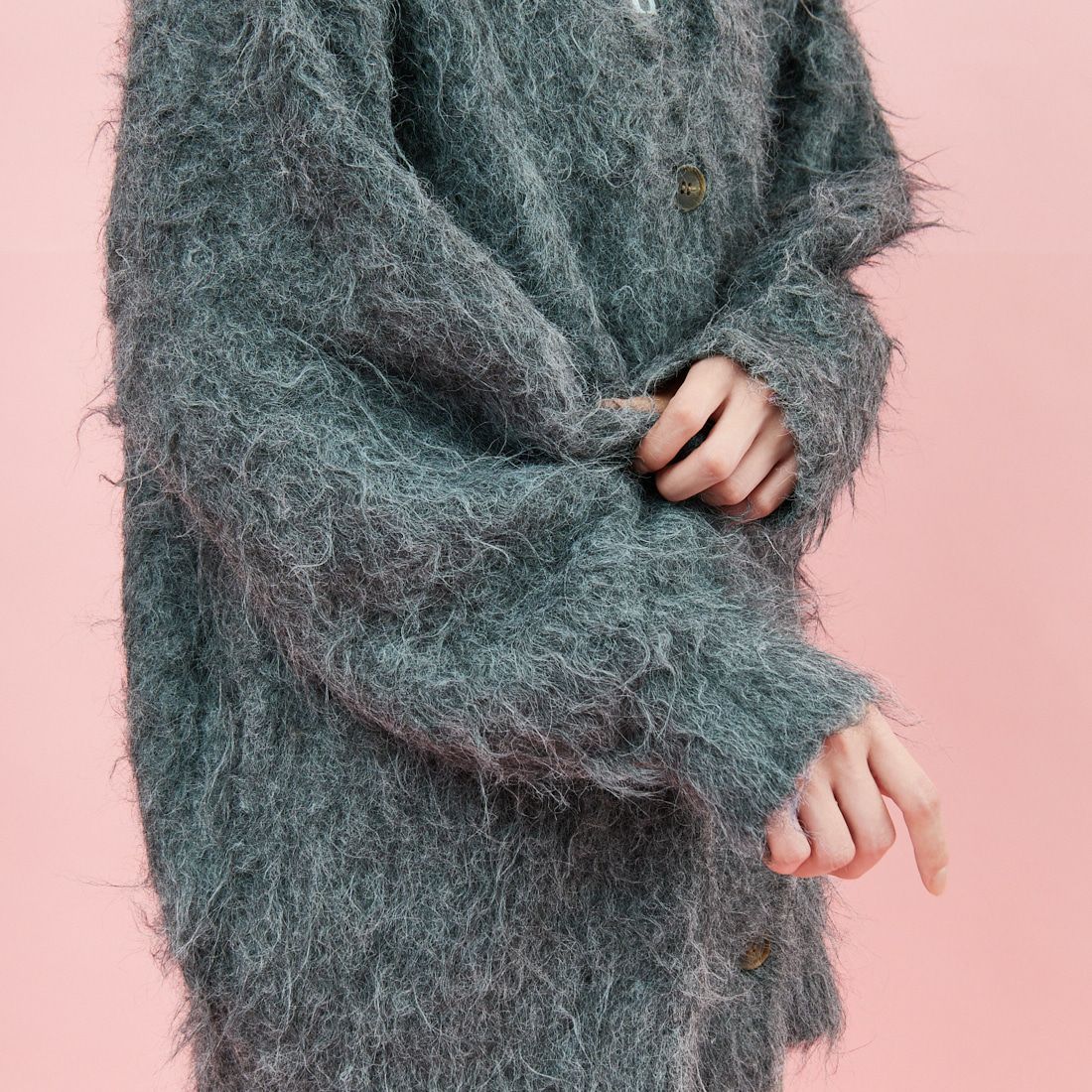 hwyl [ヒュイル] オーバーサイズシャギーニットカーディガン [55285569] ﾁｬｺｰﾙ &&モデル身長：162cm 着用サイズ：2&&