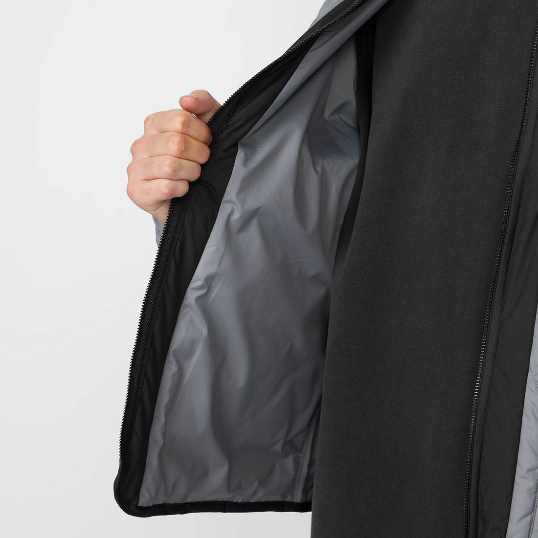 THE NORTH FACE PURPLE LABEL [ザ ノースフェイス パープルレーベル] パーテックスカンタムプラス フィールドダウンカーディガン [N25FA036] LH L.GRAY &&モデル身長：179cm 着用サイズ：32&&