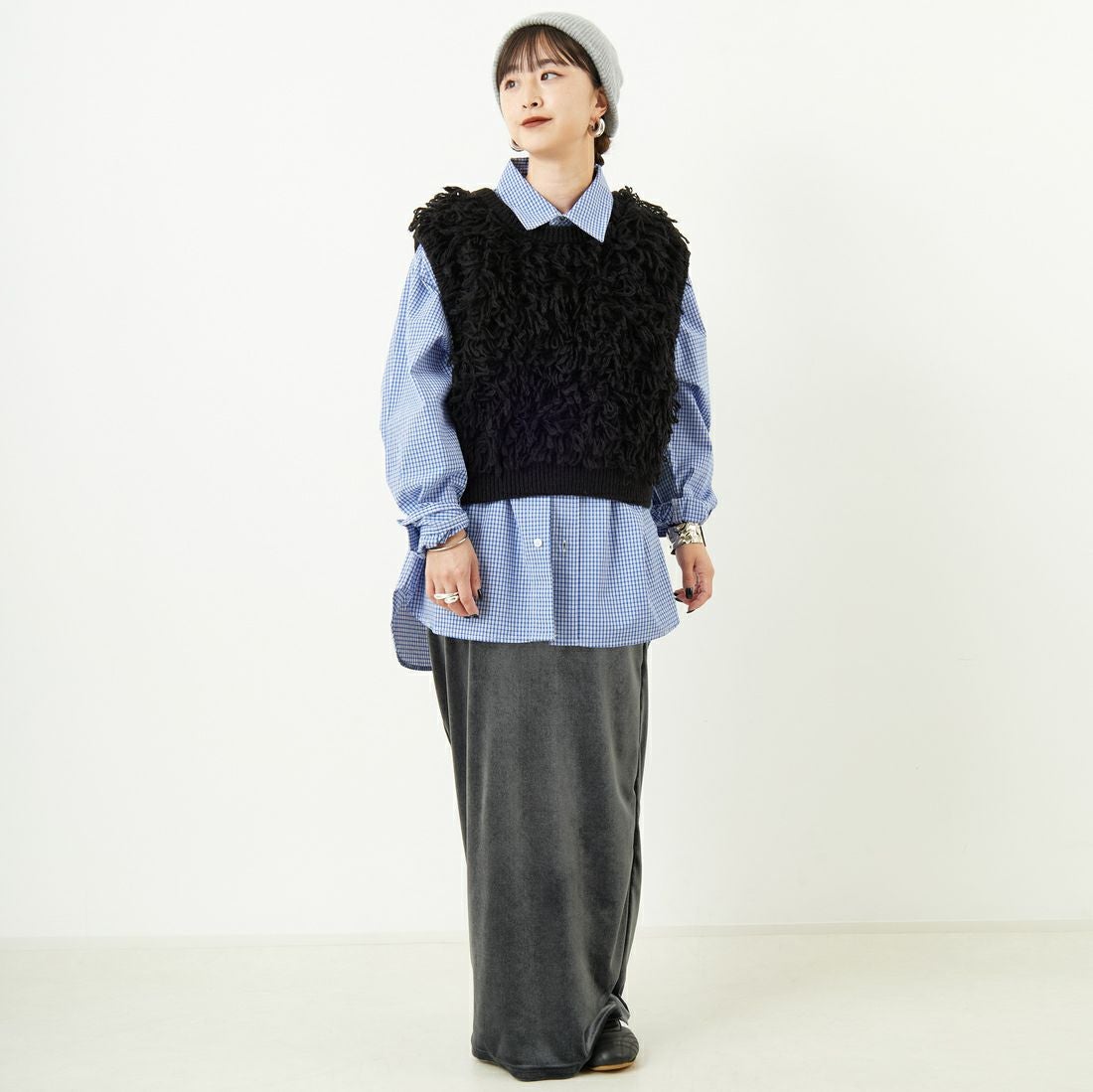 nenom [ネノム] マルチWAY フリンジショートベスト [NE25131028] 09 BLACK &&モデル身長：150cm 着用サイズ：F&&