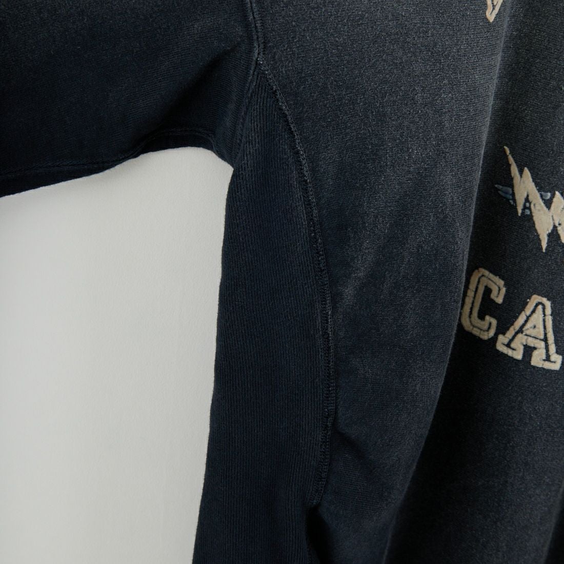 BOW WOW [バウワウ] U.S. AIR FORCE フロッキーロゴスウェット [BW252-UAES] AGED BLACK