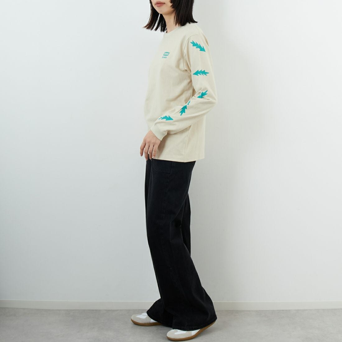CHUMS [チャムス] パターンブラッシュドロングスリーブTシャツ [CH11-2636] G057 GREIG &&モデル身長：162cm 着用サイズ：WM&&