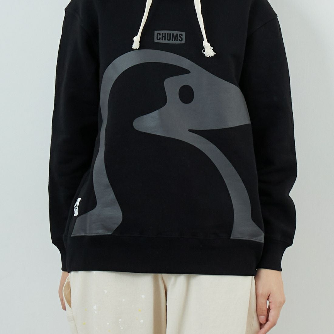 CHUMS [チャムス] ビッグブービー プルオーバーパーカー [CH10-1526] K001 BLACK &&モデル身長：162cm 着用サイズ：WM&&