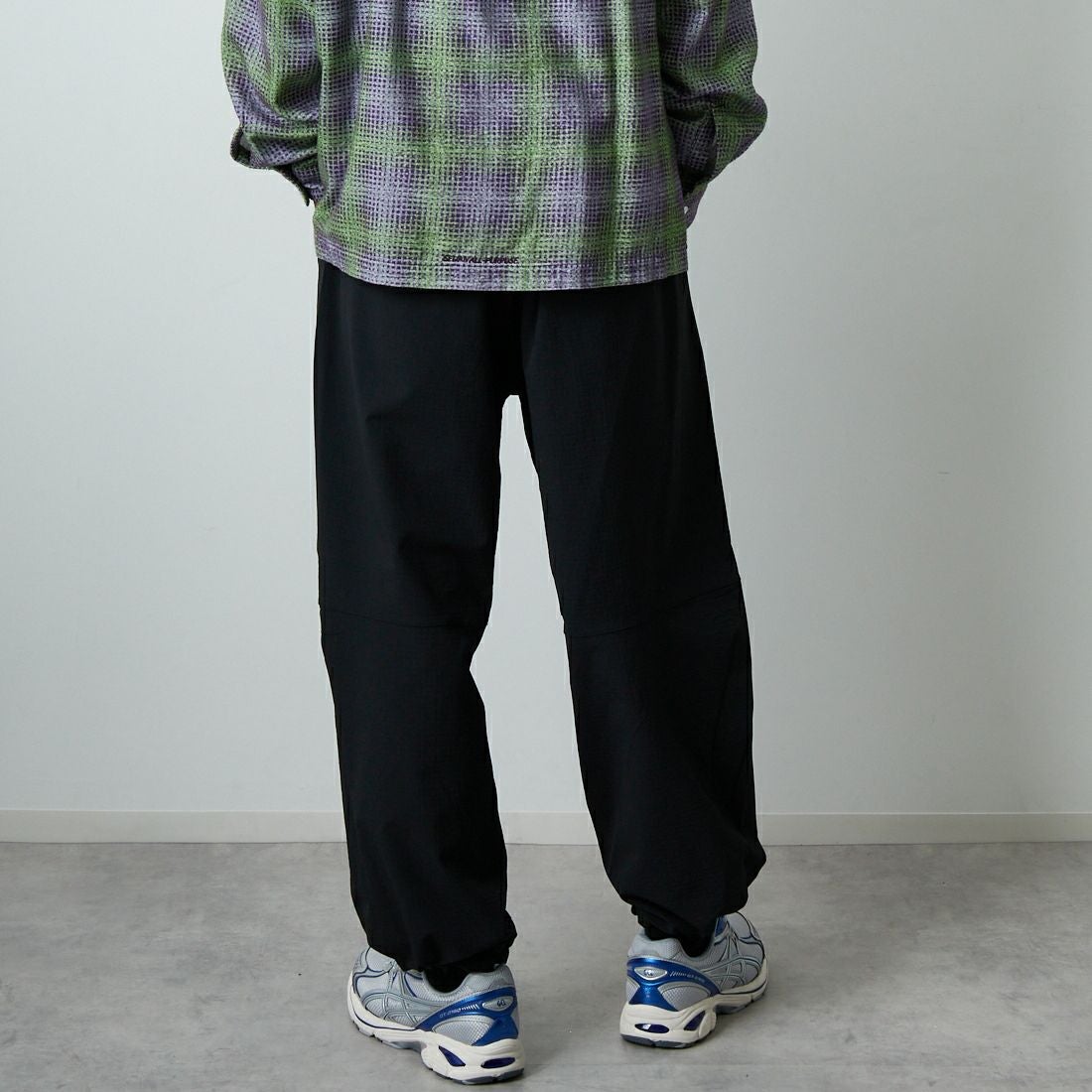 MIZUNO [ミズノ] ウォーターリパレントストレッチワイドテーパードパンツ [B2MFC502] 09 ﾌﾞﾗｯｸ &&モデル身長：179cm 着用サイズ：M&&