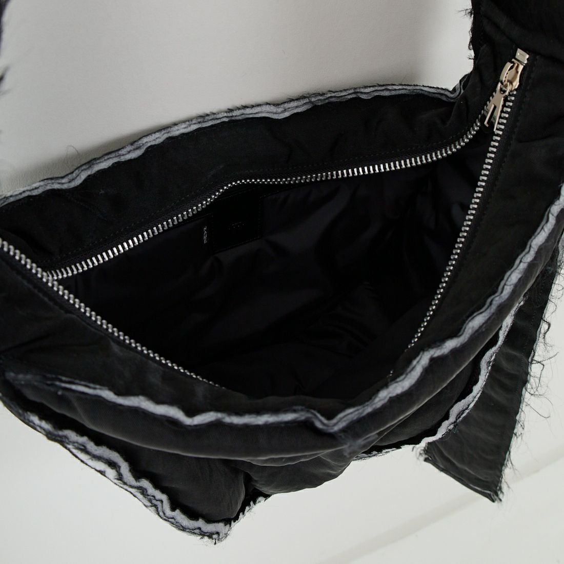 Name. [ネーム] アニーパファータウンムーンバッグ [NMAC-014] BLACK