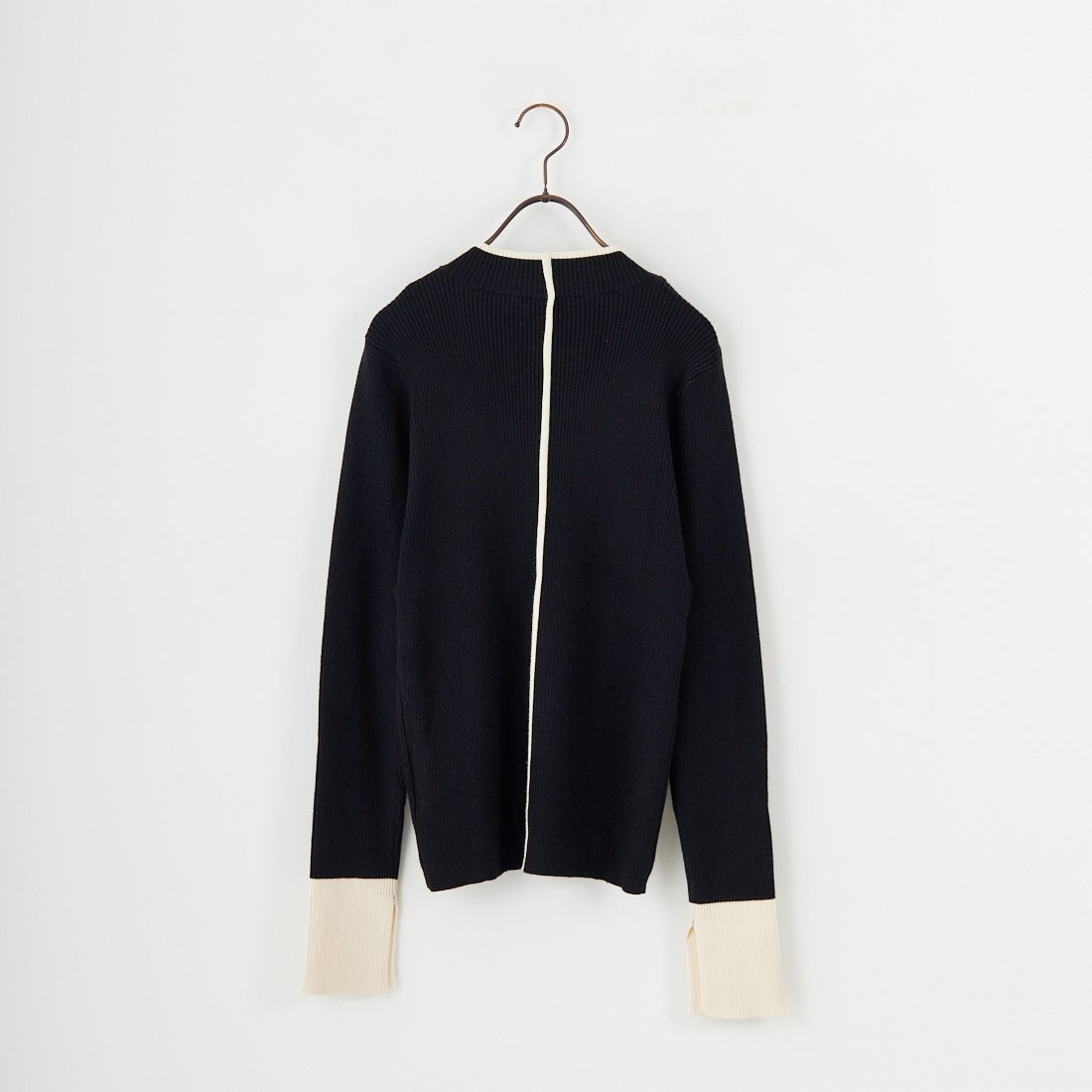 Maison de L'allure [メゾン ドゥ ラリュール] バイカラーリブニット [M23121008] 09 BLK/OFF