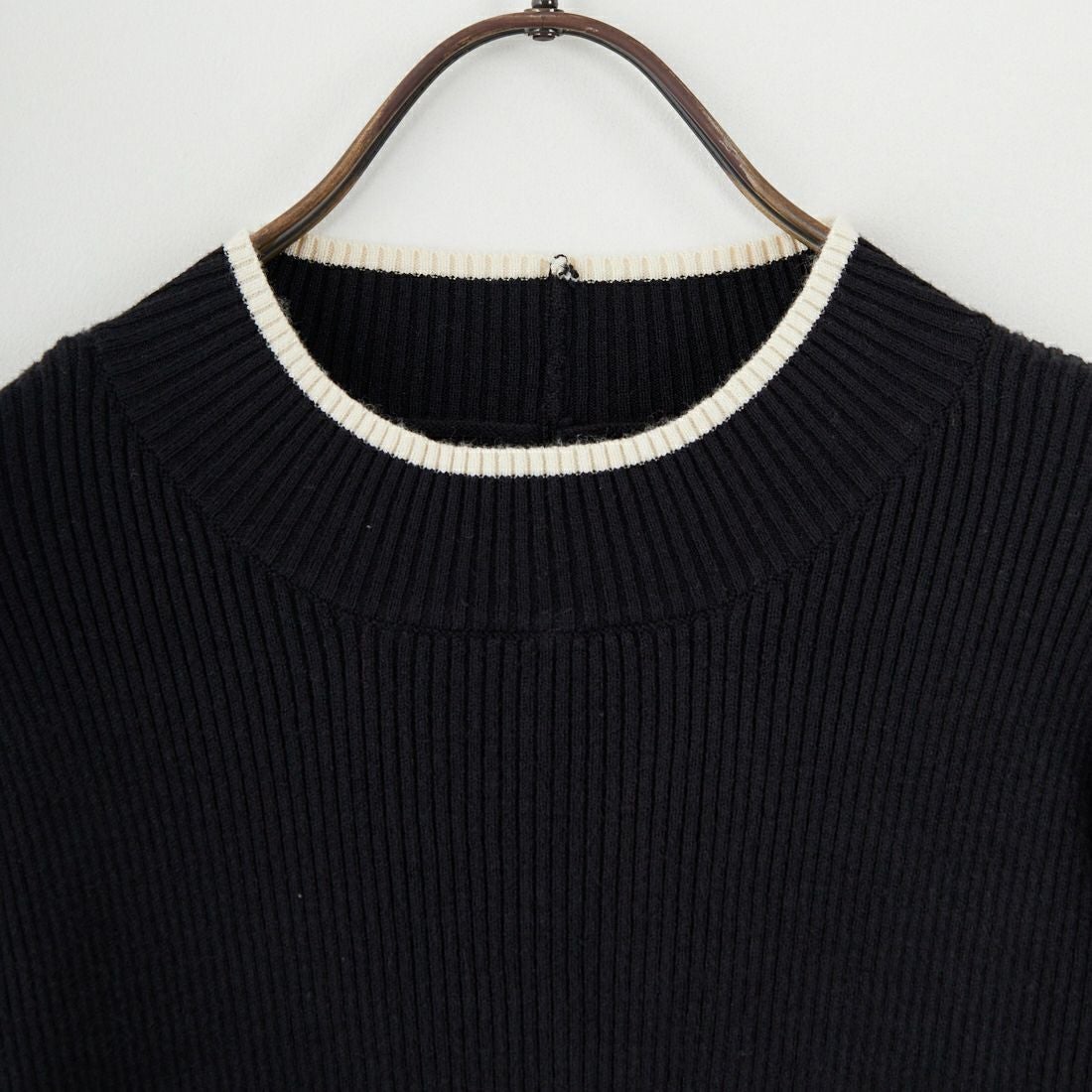 Maison de L'allure [メゾン ドゥ ラリュール] バイカラーリブニット [M23121008] 09 BLK/OFF