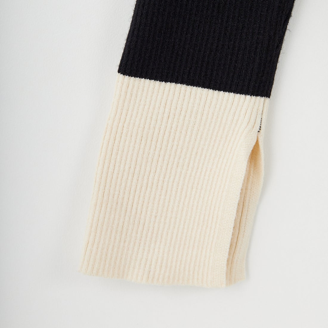 Maison de L'allure [メゾン ドゥ ラリュール] バイカラーリブニット [M23121008] 09 BLK/OFF