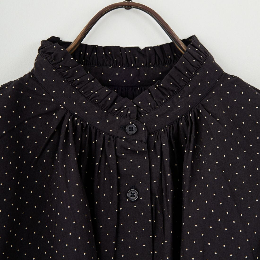 soil [ソイル] ドットコットンポプリン フリルカラーシャツ [NSL25533] 998P BK P.