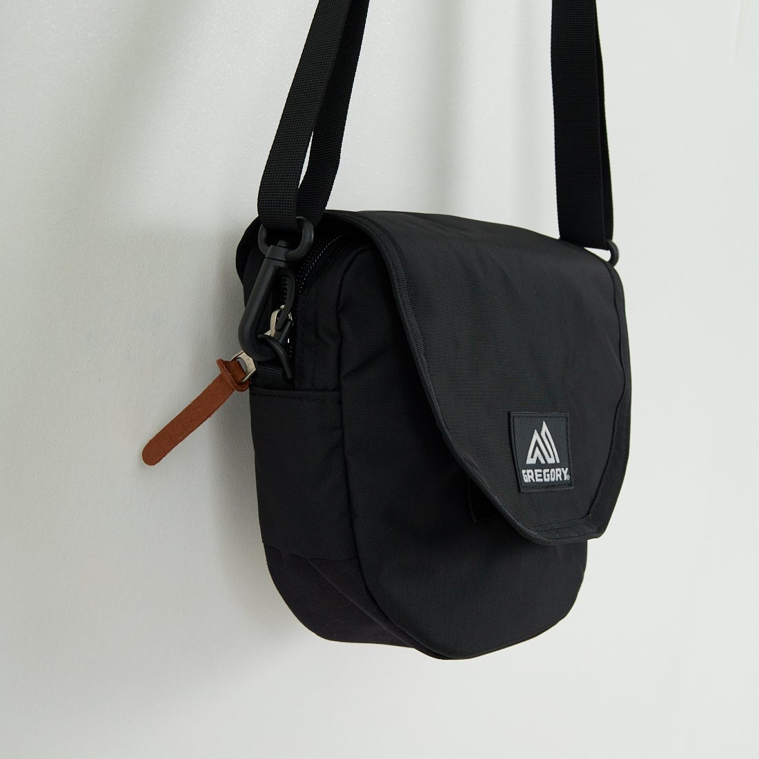 GREGORY [グレゴリー] ラフィンショルダーバッグ [LAUGHING-SHOULDER] ﾌﾞﾗｯｸ