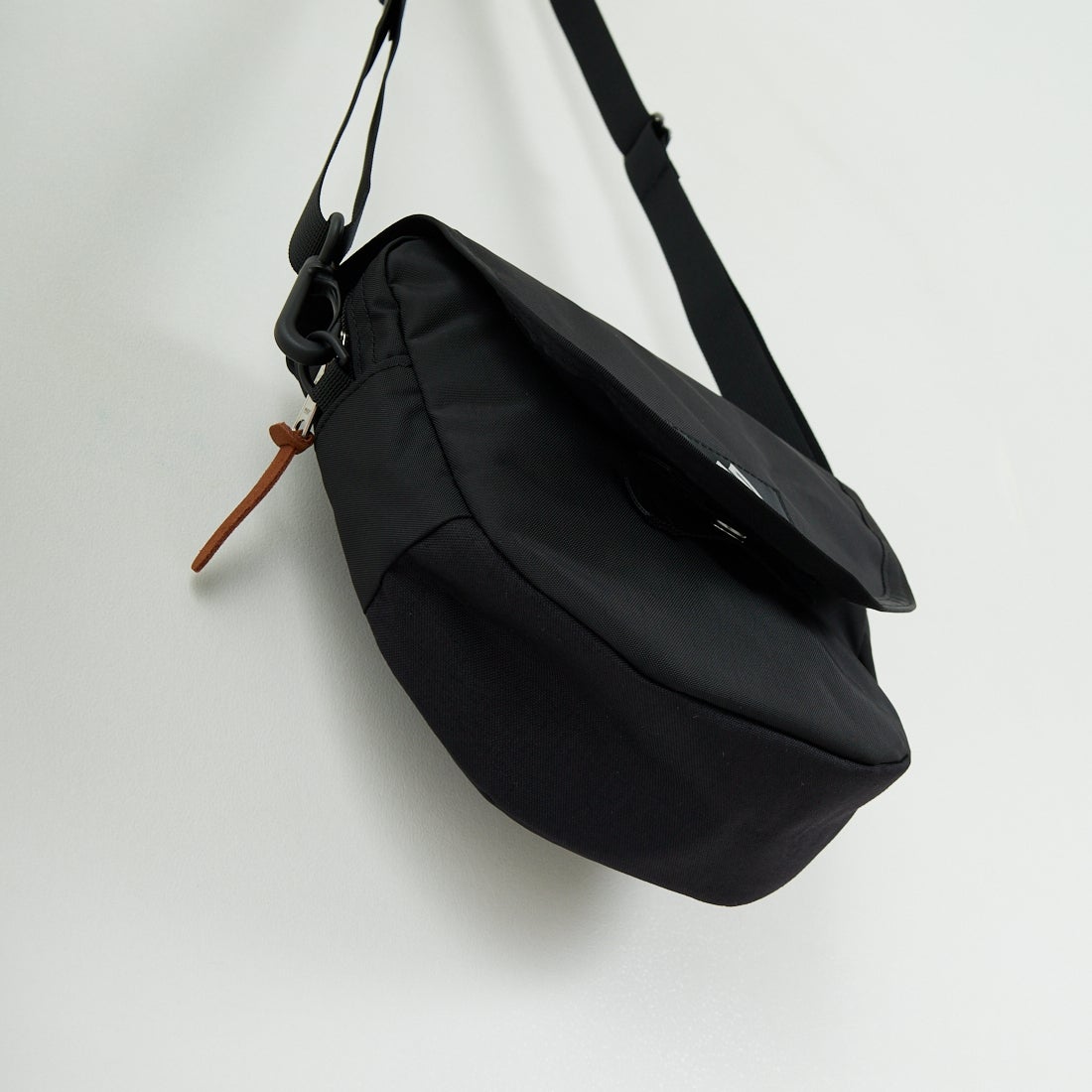 GREGORY [グレゴリー] ラフィンショルダーバッグ [LAUGHING-SHOULDER