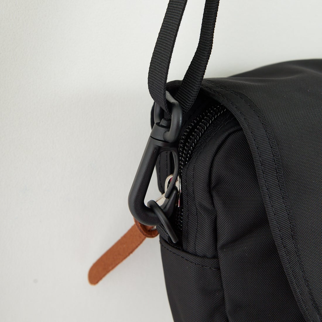 GREGORY [グレゴリー] ラフィンショルダーバッグ [LAUGHING-SHOULDER] ﾌﾞﾗｯｸ