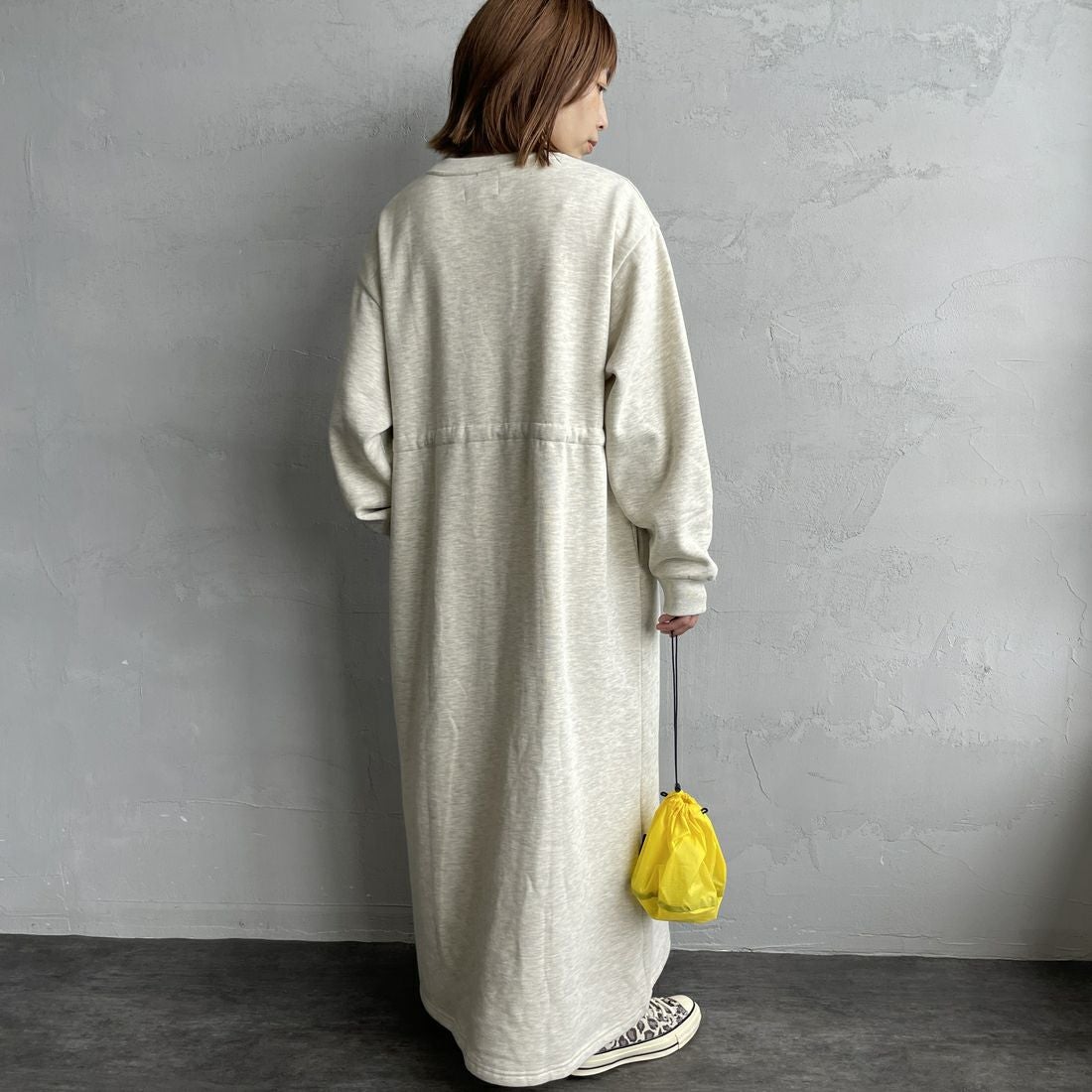 THE FOX [ザフォックス] ウエストドローコード スウェットワンピース [JFL25AW-07-JF] ASH GRY &&モデル身長：158cm 着用サイズ：M&&