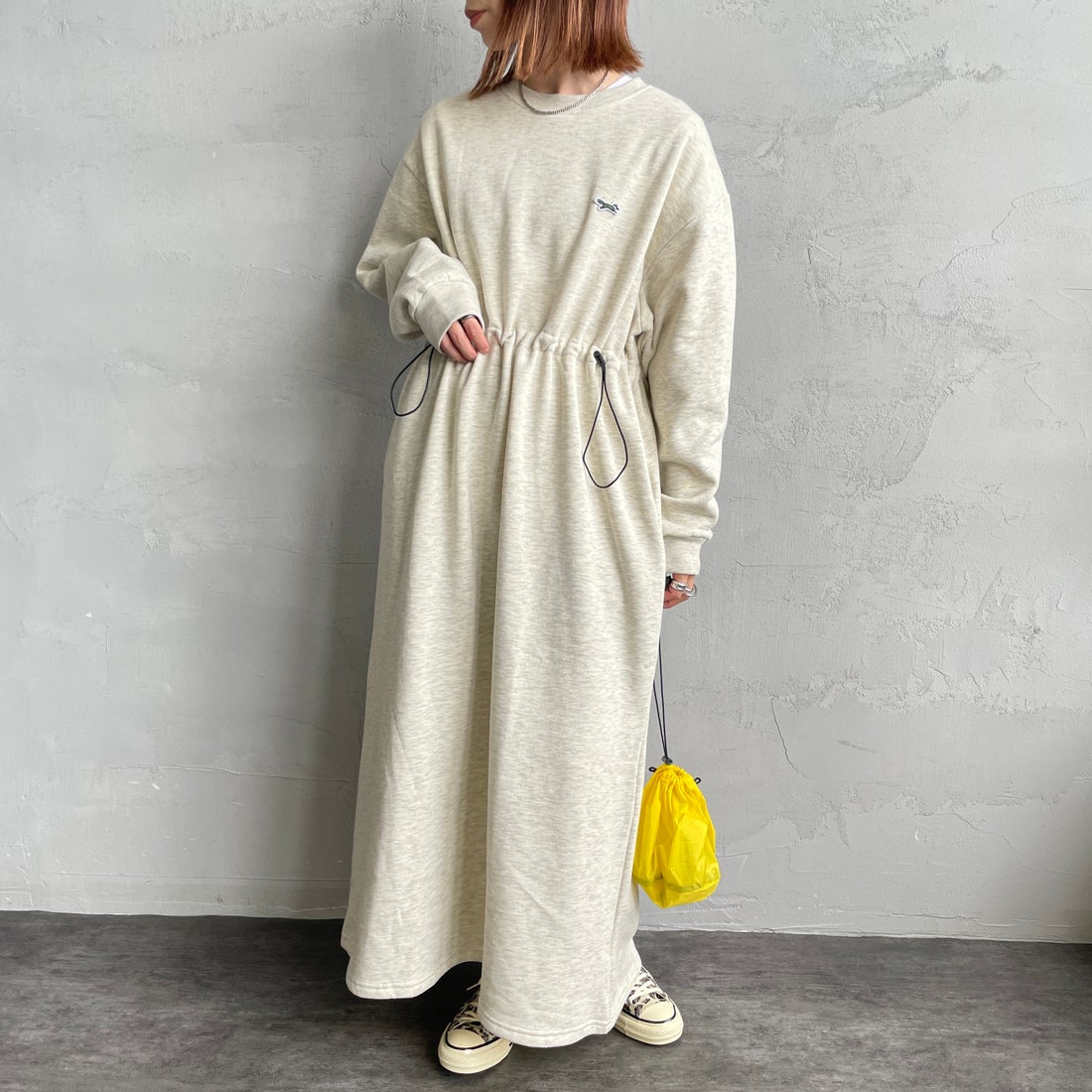 THE FOX [ザフォックス] ウエストドローコード スウェットワンピース [JFL25AW-07-JF] ASH GRY &&モデル身長：158cm 着用サイズ：M&&