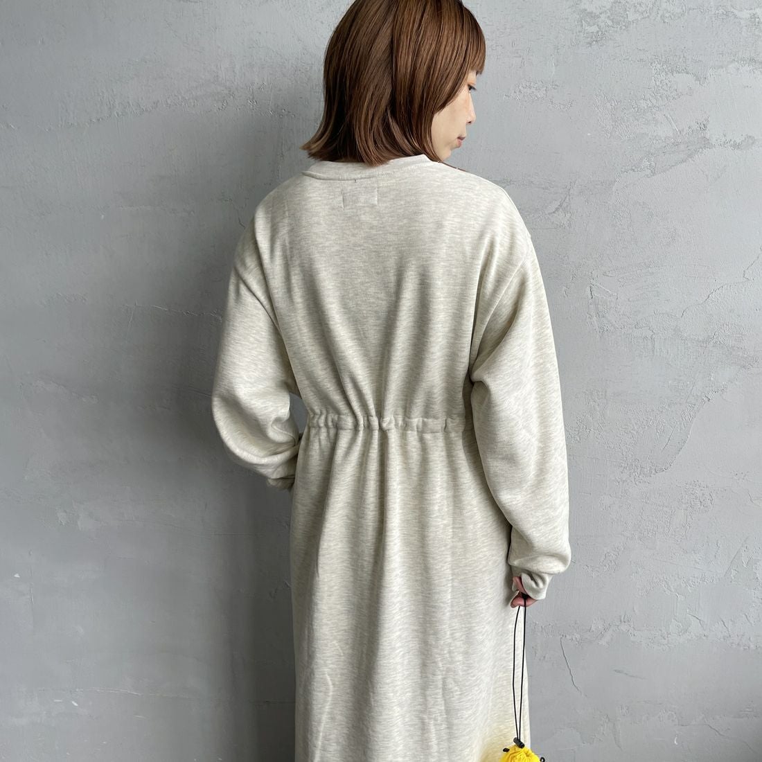 THE FOX [ザフォックス] ウエストドローコード スウェットワンピース [JFL25AW-07-JF] ASH GRY &&モデル身長：158cm 着用サイズ：M&&