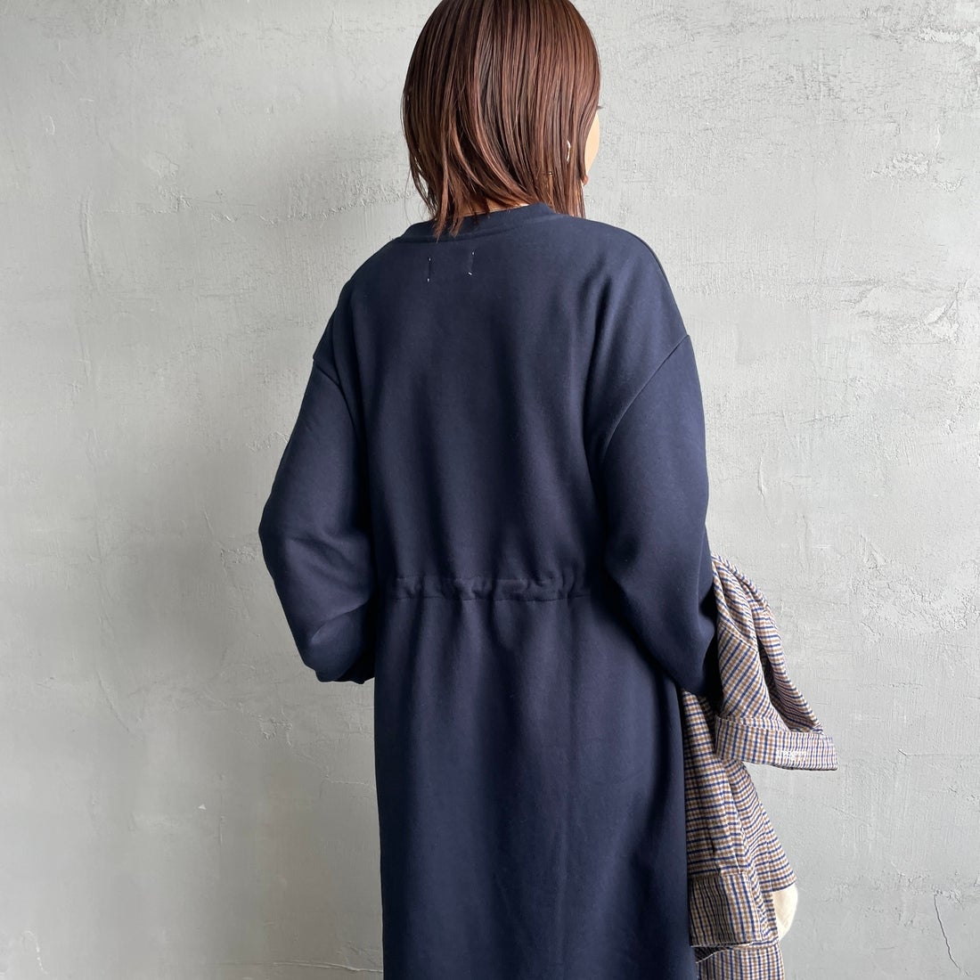 THE FOX [ザフォックス] ウエストドローコード スウェットワンピース [JFL25AW-07-JF] NAVY &&モデル身長：159cm 着用サイズ：M&&