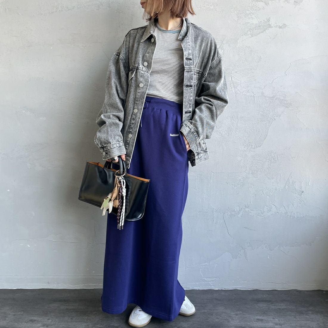 Health knit [ヘルスニット] クラシックスウェット ナローロングスカート [HR25F-L271IN-JF] NAVY &&モデル身長：158cm 着用サイズ：M&&